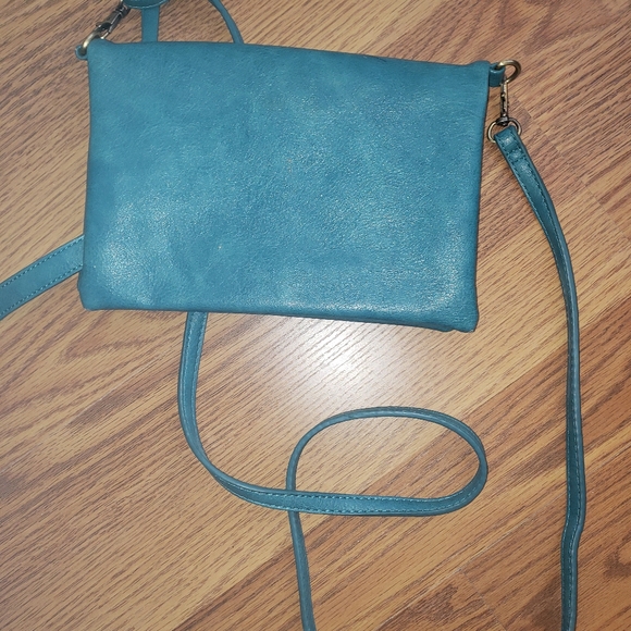 Crossbody - Picture 2 of 3